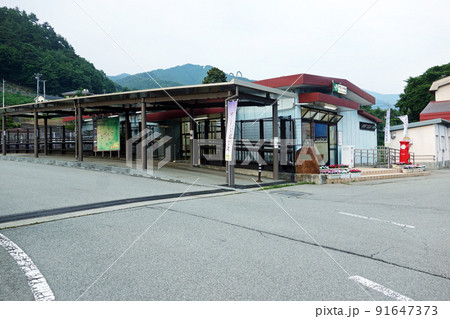 甲斐大和駅西口（JR中央本線）（山梨県甲州市） 91647373