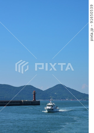 夏の高松港の風景　香川 91650539