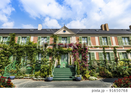 静岡県浜松市の浜名湖湖畔にある浜名湖ガーデンパークの花の美術館 静岡県浜松市の浜名湖湖畔にある浜名湖ガーデンパークの花の美術館 91650768