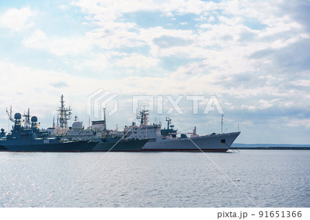 Ships of russian navy are on dock on water against background of sky 91651366
