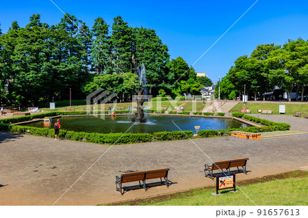 東京　世田谷区池尻にある世田谷公園　噴水広場 91657613