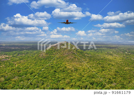 天空の古代都市・シギリア・ロックの景観 91661179