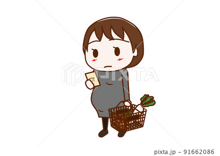 (全身斜め)かごを持ちメモを確認しながら買い物をしている妊婦 (全身斜め)かごを持ちメモを確認しながら買い物をしている妊婦 91662086
