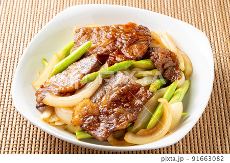 牛肉アスパラ炒め。 牛肉アスパラ炒め。 91663082