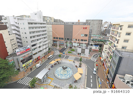 板橋駅と駅前広場 東口 板橋駅と駅前広場 東口 91664310