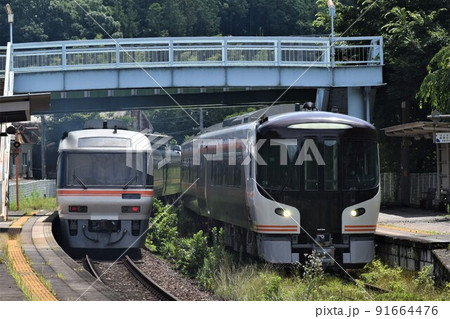 JR東海特急ひだ 91664476