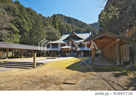 【前神寺】 (四国霊場第64番札所) 愛媛県西条市洲之内甲 【前神寺】 (四国霊場第64番札所) 愛媛県西条市洲之内甲 91665716