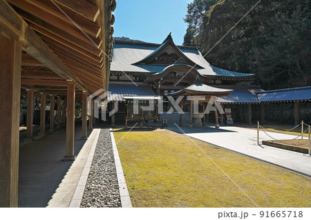 【前神寺】 (四国霊場第64番札所) 愛媛県西条市洲之内甲 91665718