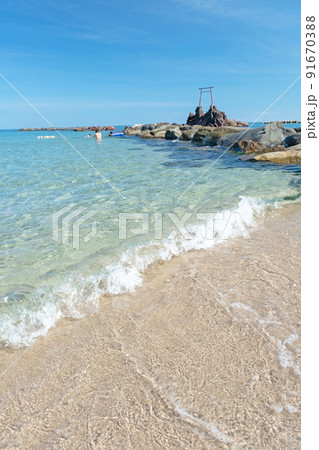 日本海の浜辺　（鳥取県　ハワイ海水浴） 91670388