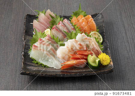 刺身の盛り合わせ 刺身の盛り合わせ 91673481