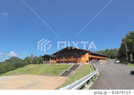 御嶽山7合目付近にある御嶽濁河 高地トレーニングセンター（岐阜県下呂市） 91674114