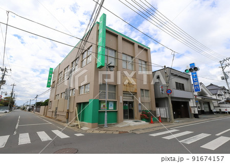 宮城　登米　古い街並み　昭和レトロな銀行 91674157