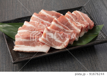 豚バラ肉　焼肉用 91676244