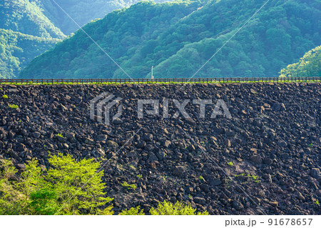 石積みの美しい九頭竜ダム(福井県大野市) 石積みの美しい九頭竜ダム(福井県大野市) 91678657