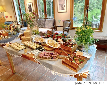 フラワースイーツビュッフェ 91683107