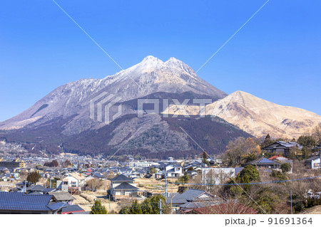 冬の由布岳 91691364