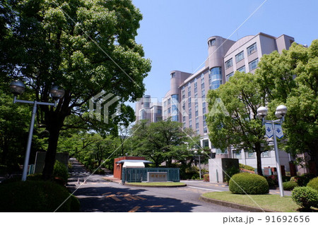 創価大学正門 創価大学正門 91692656
