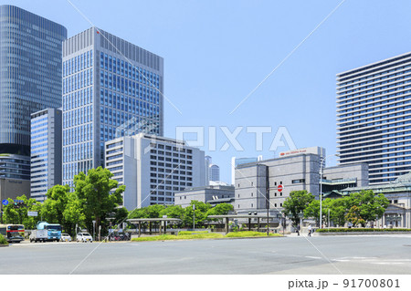 大阪市中央区～北区淀屋橋周辺　初夏の御堂筋 91700801