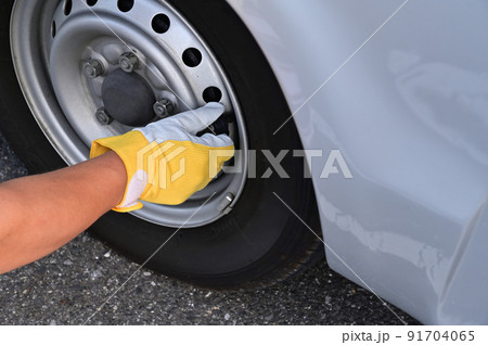 タイヤ空気圧モニター　自動車　キャンピングカー 91704065