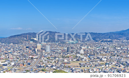 【滝の宮公園 第二展望台より新居浜市内を一望】 (高解像度版) 愛媛県新居浜市金子 91706923