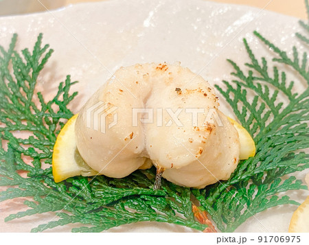 博多名物・トラフグ白子の塩焼き 博多名物・トラフグ白子の塩焼き 91706975