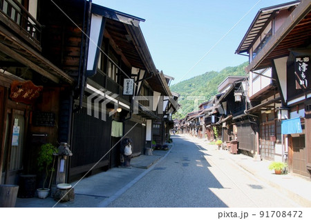 奈良井宿・中山道（長野県・塩尻市） 91708472
