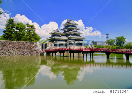 国宝・松本城（長野県・松本市） 91711244