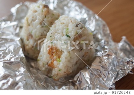 鮎ご飯のおむすび 91726248