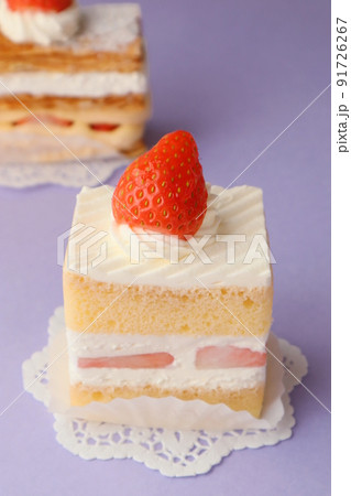 ショートケーキとミルフィーユ 91726267