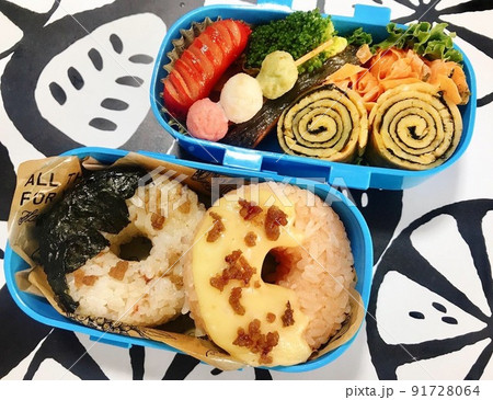 ドーナツおにぎり弁当 ドーナツおにぎり弁当 91728064