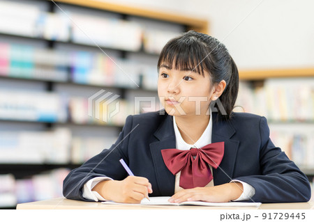 中学生 教室 学校 撮影協力:中央工学校附属日本語学校 中学生 教室 学校 撮影協力:中央工学校附属日本語学校 91729445