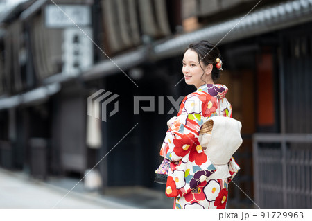 着物の女性 京都女子旅 着物の女性 京都女子旅 91729963