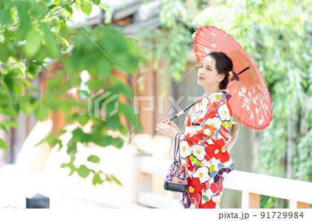 着物の女性　京都女子旅 91729984