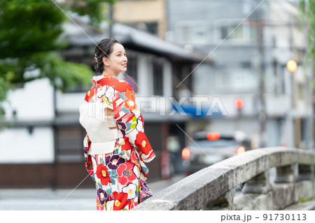 着物の女性　京都女子旅 91730113