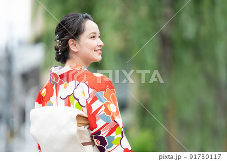 着物の女性　京都女子旅 91730117