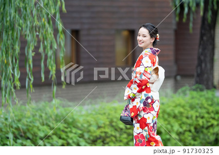 着物の女性 京都女子旅 着物の女性 京都女子旅 91730325