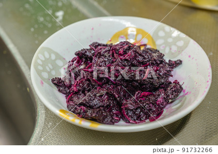 赤紫蘇の塩漬 91732266