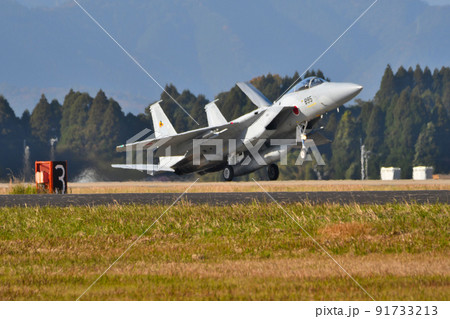 F-15J イーグル 戦闘機 着陸 F-15J イーグル 戦闘機 着陸 91733213