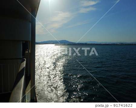 南海フェリーに乗って徳島港から和歌山港まで 91741622