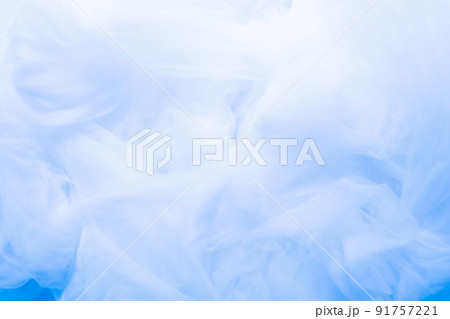 背景素材　白　white　ホワイト　チュール　BG　白背景　テキストスペース　背景　青　ブルー 91757221