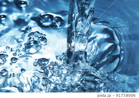 水・水飛沫・波紋・水柱・波紋 91758006