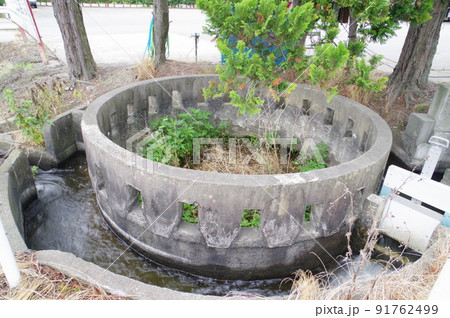 長野県の灌漑施設 西天竜幹線水路 円筒分水群「御口33号乙」 特徴的な灌漑施設 長野県の灌漑施設 西天竜幹線水路 円筒分水群「御口33号乙」 特徴的な灌漑施設 91762499