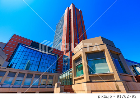 東京　世田谷区の都市風景　三軒茶屋　キャロットタワー 91762795