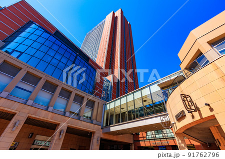 東京　世田谷区の都市風景　三軒茶屋　キャロットタワー 91762796