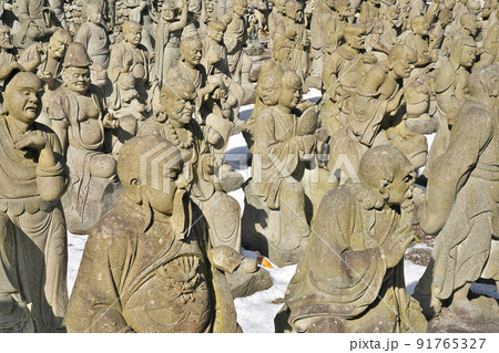 【雲辺寺 (五百羅漢像)】 (四国霊場第66番札所) 徳島県三好市池田町白地ノロウチ 【雲辺寺 (五百羅漢像)】 (四国霊場第66番札所) 徳島県三好市池田町白地ノロウチ 91765327
