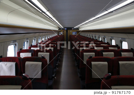 上越新幹線／北陸新幹線E7系（普通車：電車内） 91767170