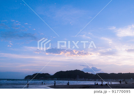 鎌倉の海と紫光 鎌倉の海と紫光 91770095