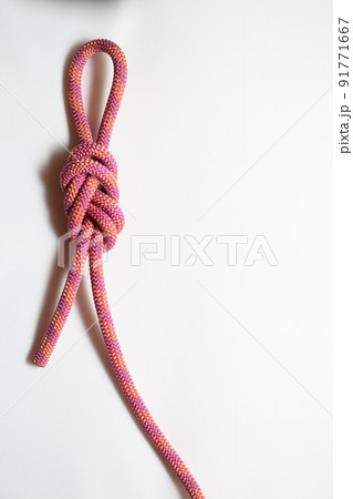登山とキャンプとアウトドアで活躍する8の字結び 登山とキャンプとアウトドアで活躍する8の字結び 91771667