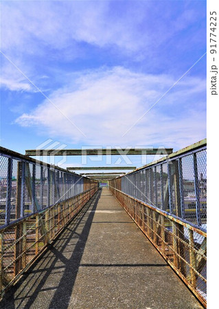 三鷹電車庫跨線橋 三鷹電車庫跨線橋 91774225