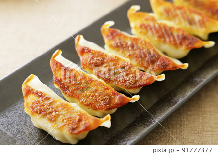 焼き餃子 焼き餃子 91777377